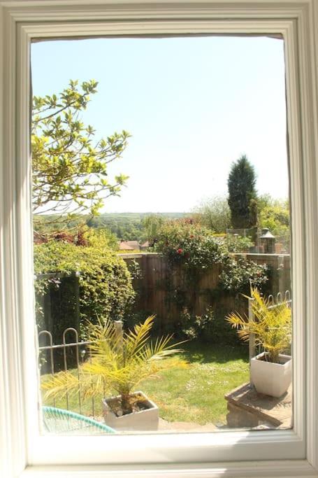 Hideaway Between Coast And Moors In A Beautiful Village Apartment Sleights Exterior photo